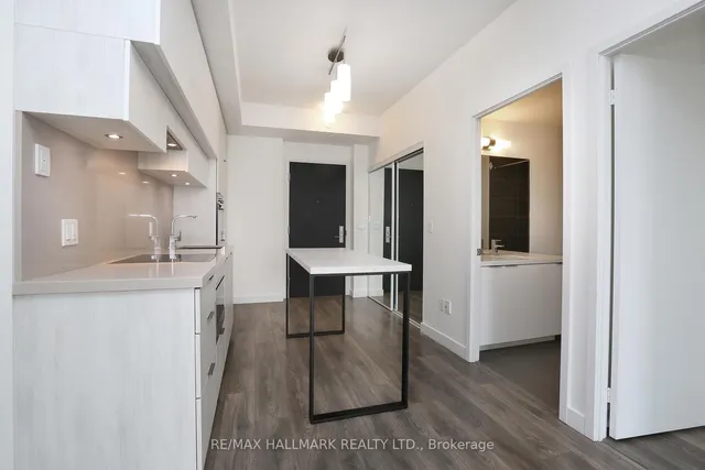 Additional image 15 of 8 Eglinton Ave Unit 4203