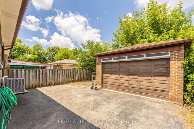 Additional image 36 of 42 Chalkfarm Dr
