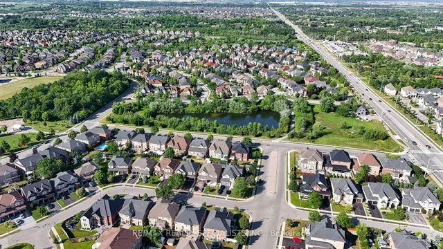 Additional image 49 of 21 Lauderhill Rd