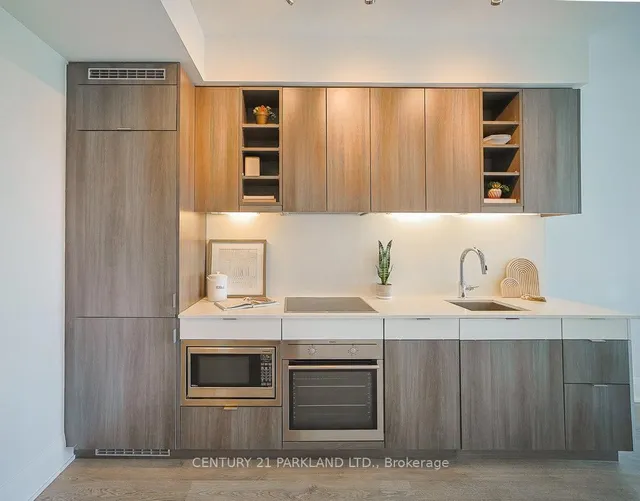 Additional image 10 of 101 Erskine Ave Unit 2207