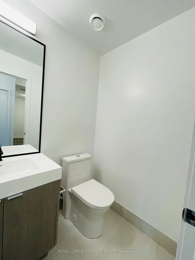 Additional image 5 of 250 Lawrence Ave Unit 504