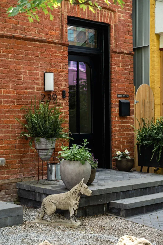 Additional image 5 of 239 Borden St