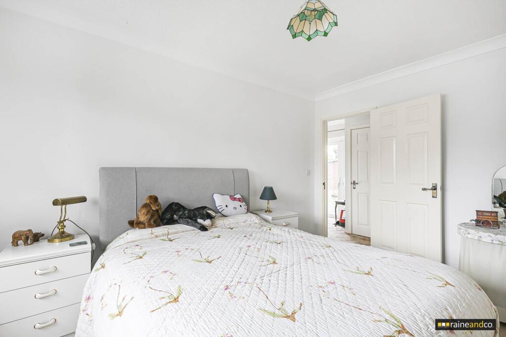 Additional image 15 of Chantry Lane, Hatfield