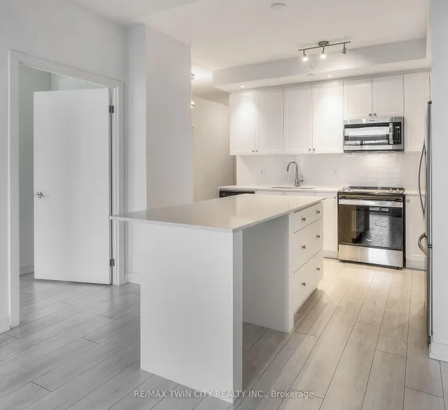 Additional image 14 of 55 Duke St Unit 1201
