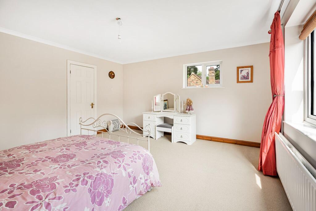 Additional image 15 of Pine Grove, Brookmans Park, AL9