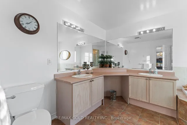 Additional image 27 of 69 Sled Dog Rd