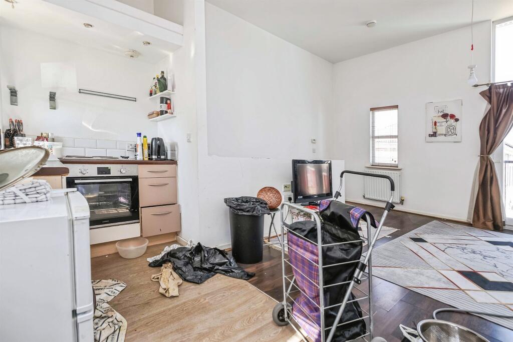 Additional image 5 of Yatesbury Avenue, Birmingham