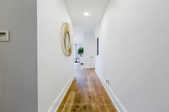 Additional image 3 of 1657 Bathurst St Unit 4A