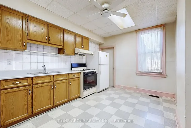 Additional image 17 of 839 Shaw St