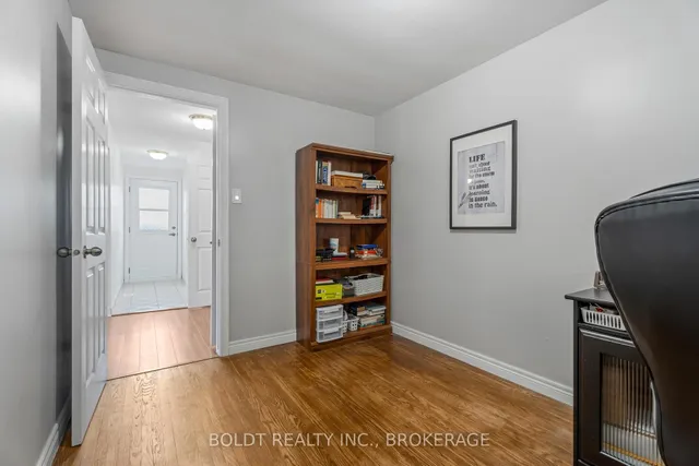 Additional image 26 of 124 Quaker Cres