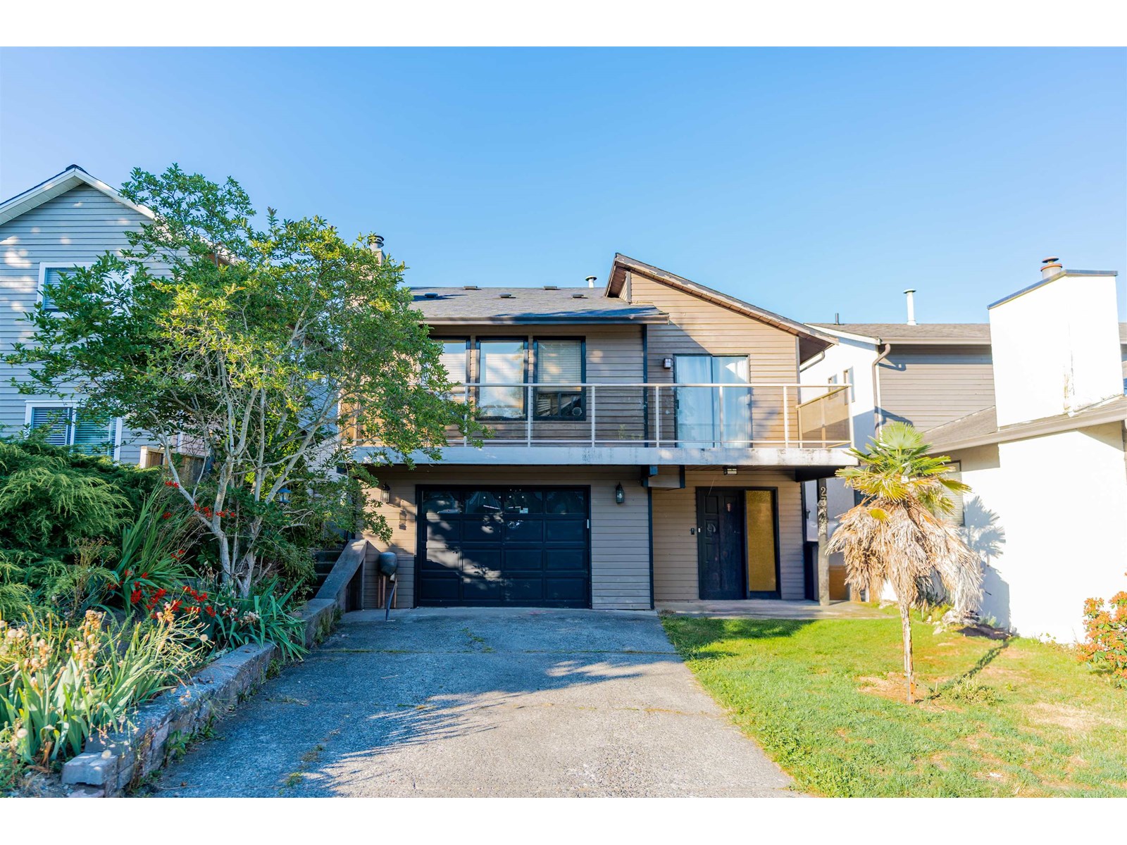 2337 WAKEFIELD DRIVE|Langley, British Columbia V3V1V5