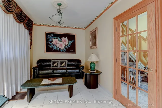 房产图片 6 - 112 Caledonia Rd