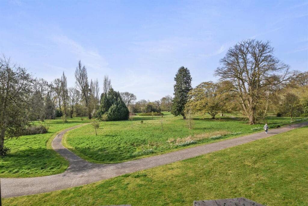 Additional image 13 of Beningfield Drive, Napsbury Park