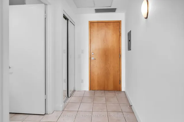 Additional image 29 of 700 King St Unit PH13