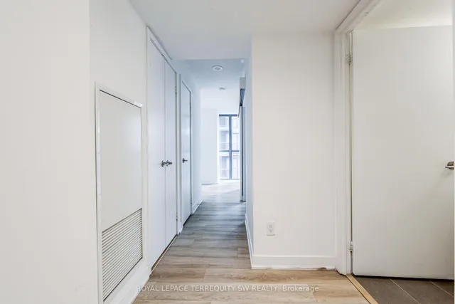 Additional image 37 of 110 Charles St Unit 707