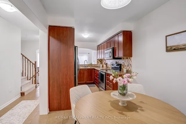 Additional image 9 of 363 Prosser Circ