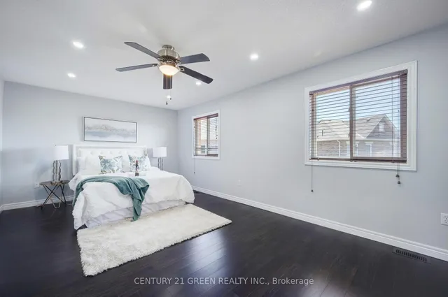 Additional image 27 of 62 Four Seasons Circ