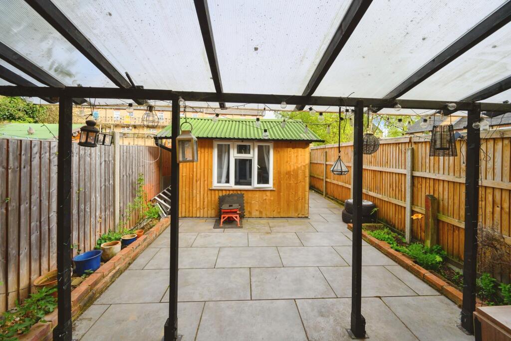 Additional image 4 of Haltside, Hatfield, AL10