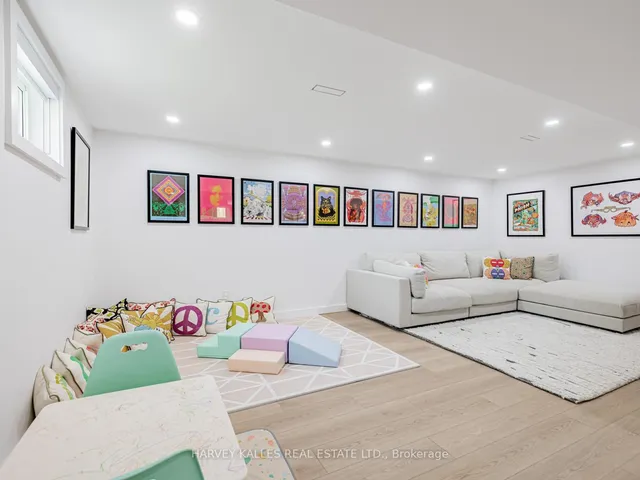 Additional image 22 of 59 Acton Ave