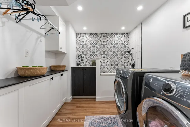 Additional image 35 of 671 Peele Blvd