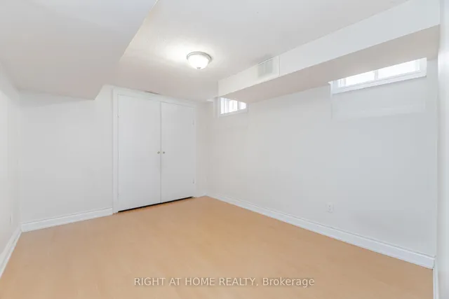 Additional image 45 of 325 Harrowsmith Dr