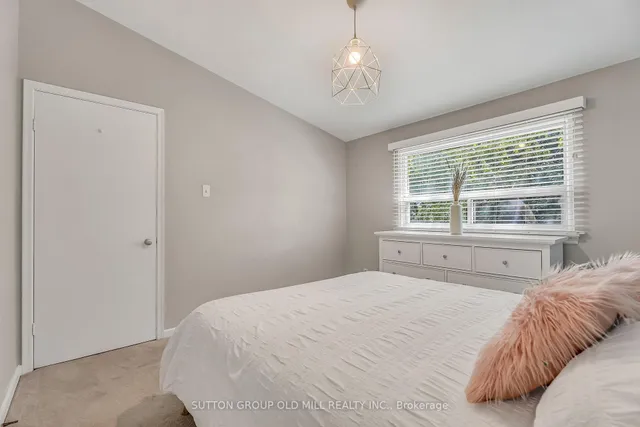 Additional image 22 of 47 Ashfield Dr