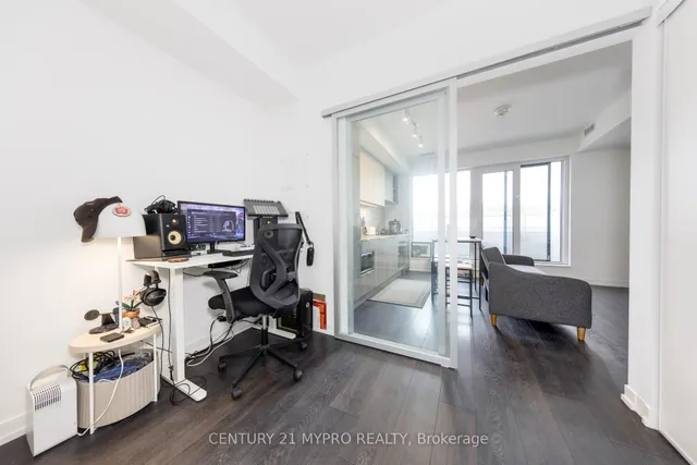 Additional image 9 of 2020 Bathurst St Unit 617