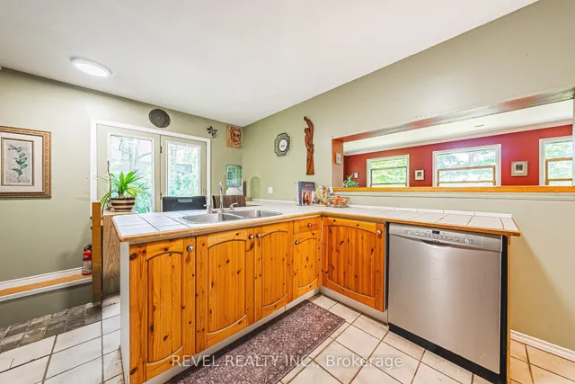 Additional image 14 of 2156 Lower Base Line