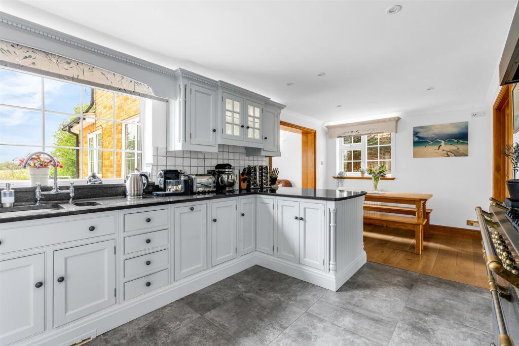 Additional image 6 of Warren Way, Welwyn