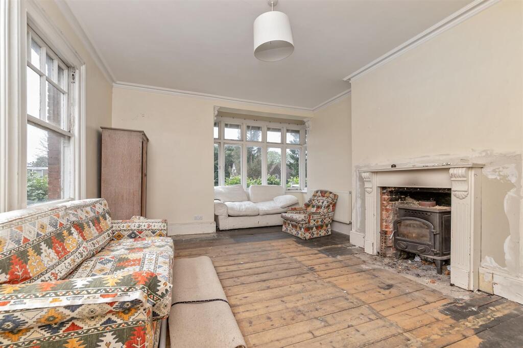 Additional image 20 of Ridgmont Road, St Albans
