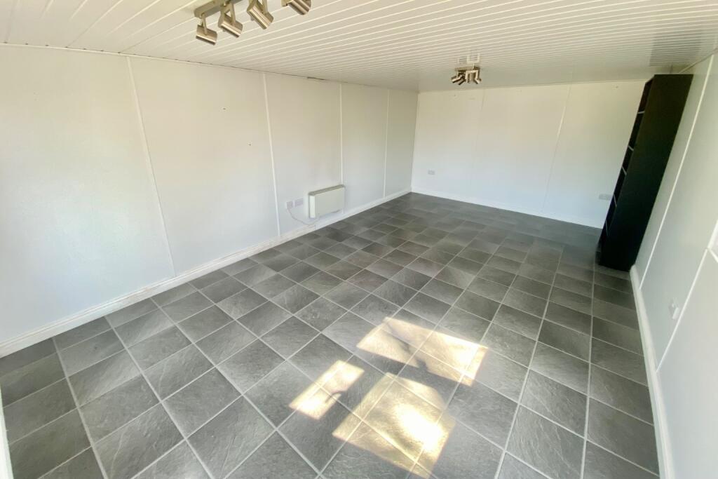 Additional image 18 of Mount Drive, Park Street, St. Albans, Hertfordshire, AL2
