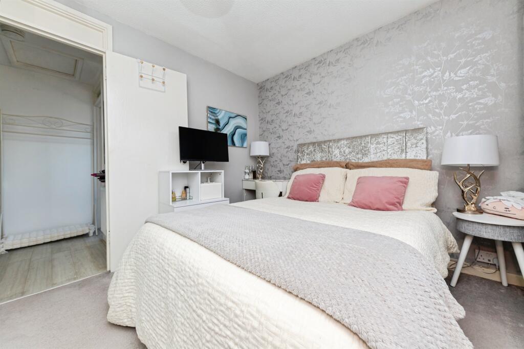 Additional image 14 of Cowslips, Welwyn Garden City