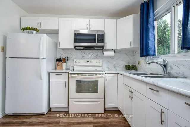 Additional image 20 of 634 Strasburg Rd Unit 3