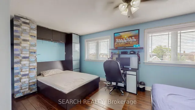 Additional image 10 of 163 Simmons Blvd