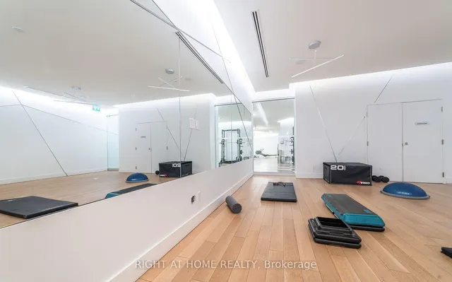 Additional image 31 of 50 Ordnance St Unit 3307