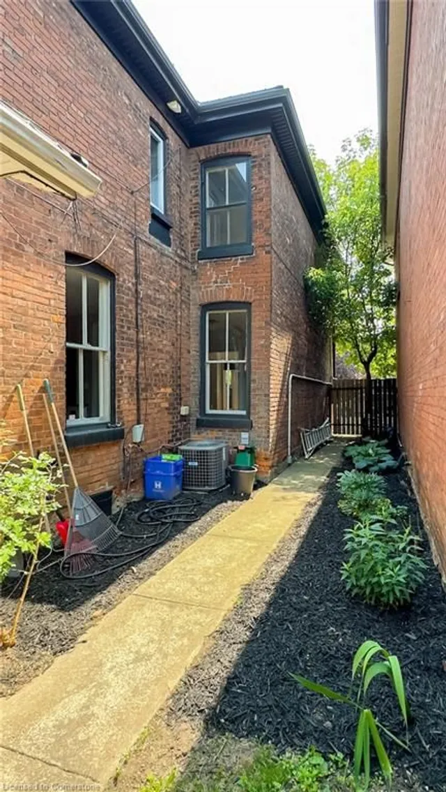 Additional image 3 of 251 West Ave