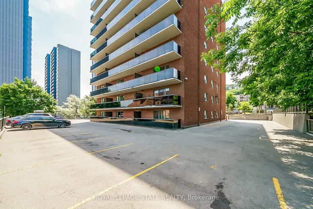 Additional image 32 of 81 Charlton Ave Unit 702