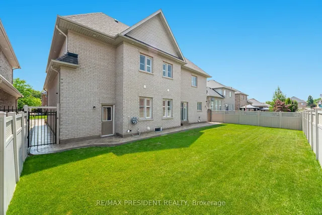 Additional image 47 of 12 Valleyridge Cres