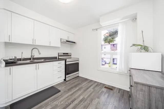 Additional image 11 of 38 Ellis Dr