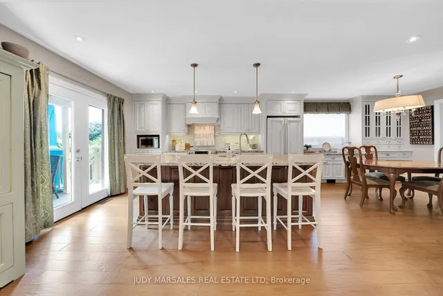 房产图片 17 - 12 Vance Cres