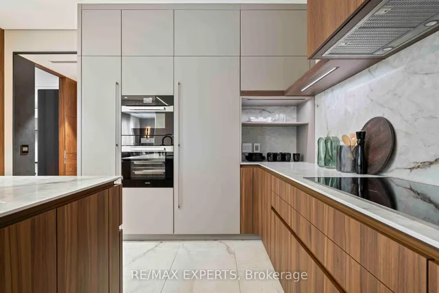 Additional image 32 of 1700 Avenue Rd Unit 702