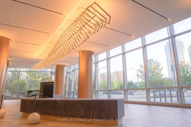 Additional image 31 of 225 Village Green Sq Unit 1708