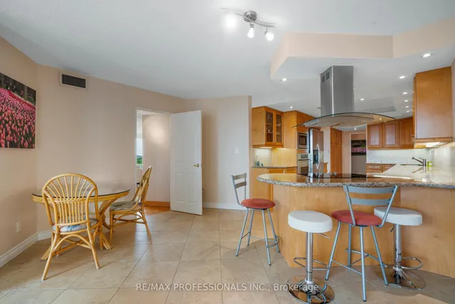 Additional image 14 of 2000 Islington Ave Unit 912