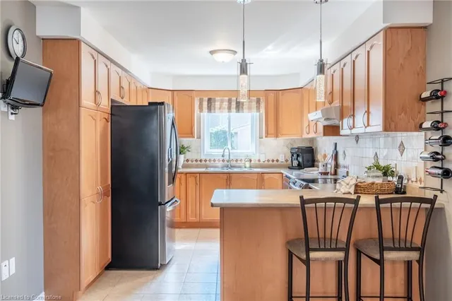 Additional image 11 of 94 Pinehill Dr