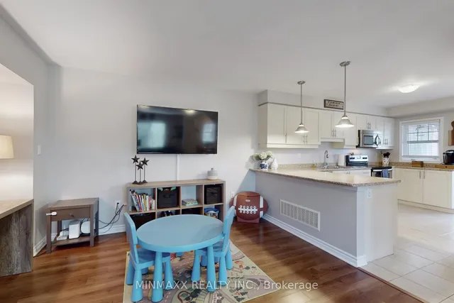 房产图片 17 - 300 Casson Pt