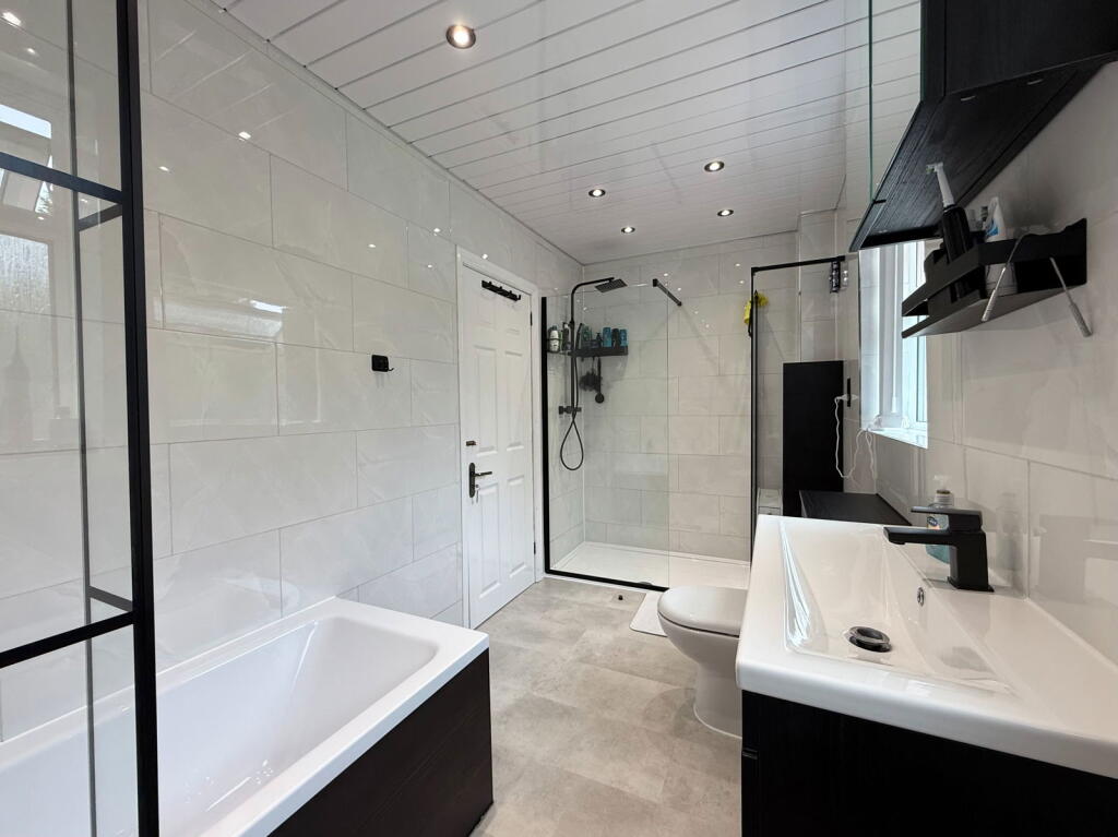 Additional image 21 of Ferndale Road, Hall Green