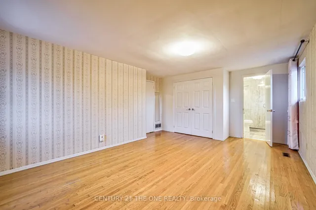 Additional image 23 of 54 Marblemount Cres