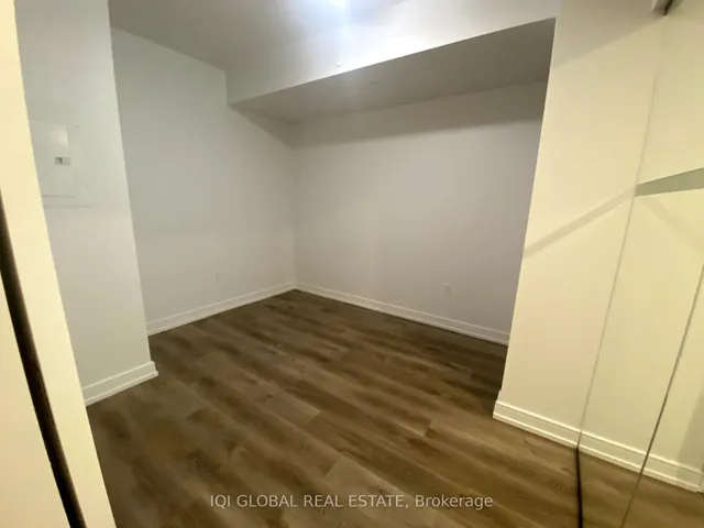 Additional image 10 of 1 Jarvis St Unit 1415