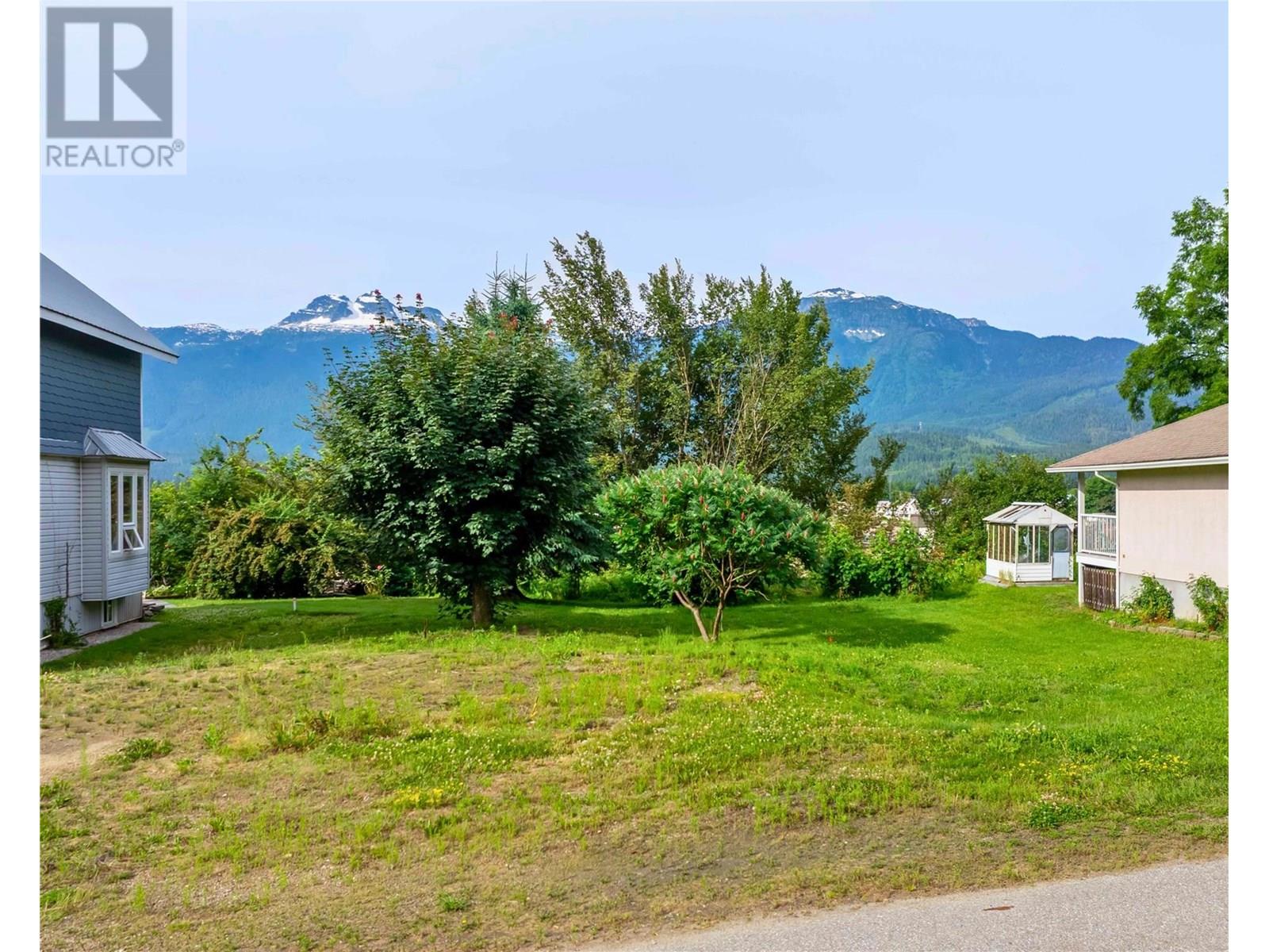 Property image for 157 Track Street E|Revelstoke, British Columbia V0E2S2