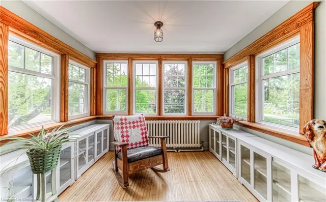 Additional image 25 of 120 Moore Ave